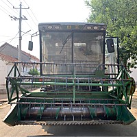 1中联谷王TB60型小麦收割机