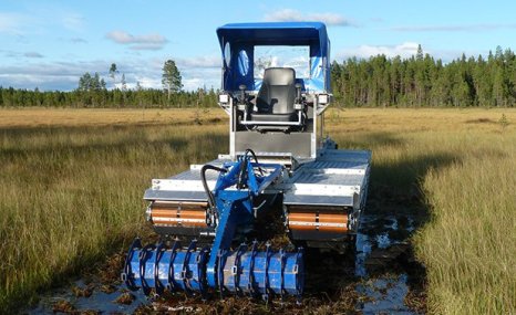 Doro旋耕机-芦苇河床、湿地作业