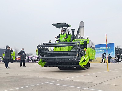 安徽省首屆高素質農民技能大賽收割機駕駛競賽項目在中聯農機精彩上演！