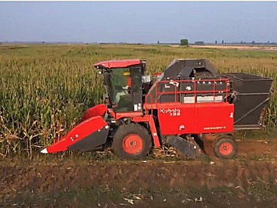 優質低損、適應廣泛的久保田PRO1408Y(G4)系列自走式玉米聯合收獲機煥新推出