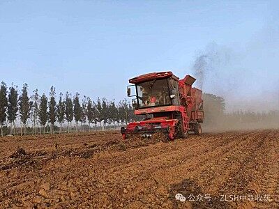 河南开封张师傅：开货车收入不稳，花生机开启增收新路