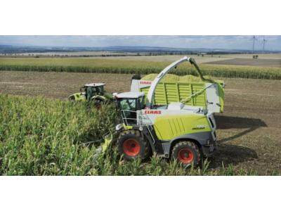 德國(guó)CLAAS JAGUAR 900系列青貯收獲機(jī)