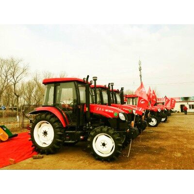 东方红-MF604拖拉机