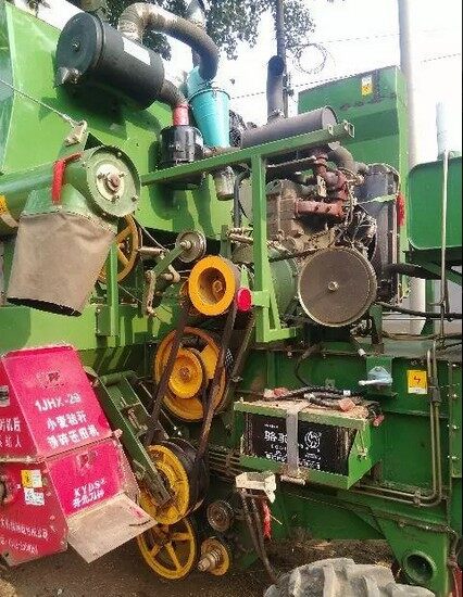 谷王TB60联合收割机