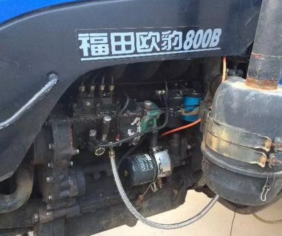 雷沃歐豹800B拖拉機(jī)