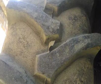 約翰迪爾600拖拉機(jī)