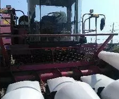 東金戈梅利4YZQ-4自走式玉米收割機(jī)