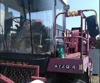 東金戈梅利4YZQ-4自走式玉米收割機(jī)