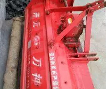 雷沃歐豹M1000-D拖拉機(jī)