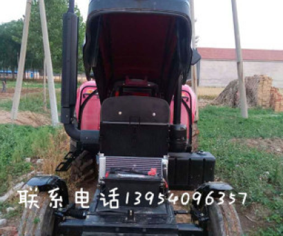 東方紅LY1100大拖拉機(jī)