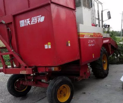雷沃谷神CB03玉米收割機(jī)
