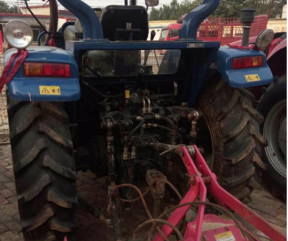 福田雷沃M1000拖拉機