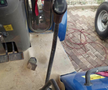 福田雷沃M1000拖拉機
