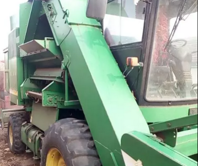 常發(fā)佳聯(lián)904聯(lián)合收割機