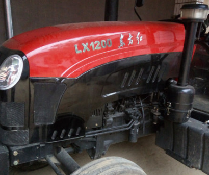 东方红LX1200拖拉机
