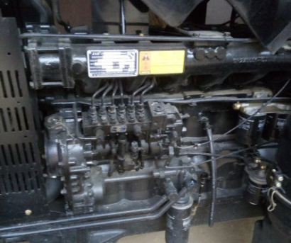 东方红LX1200拖拉机