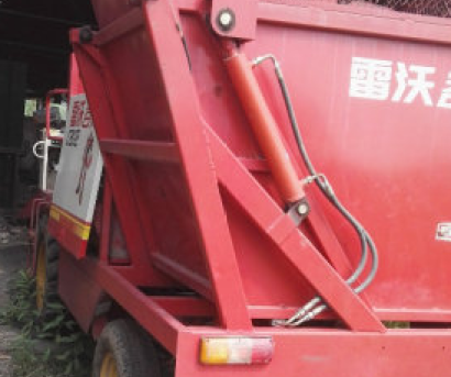 雷沃兩行玉米收