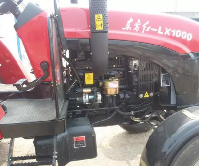 東方紅LX1000拖拉機(jī)