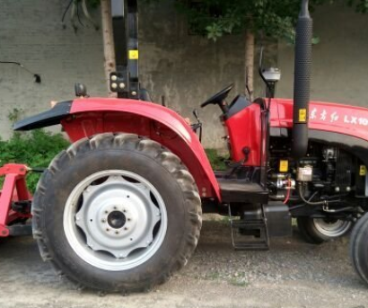 东方红LX1000拖拉机