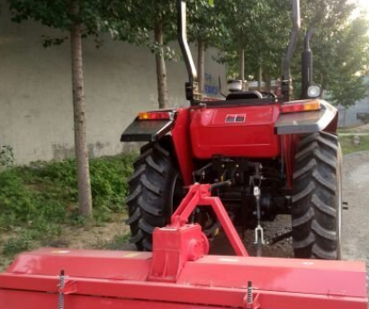 东方红LX1000拖拉机