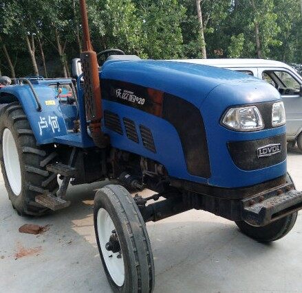 2012雷沃欧豹920拖拉机