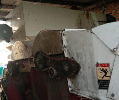 沃得280水稻收割機(jī)