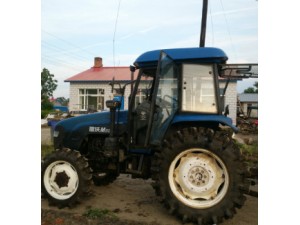 雷沃M804拖拉機