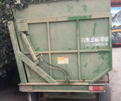 谷王中三行玉米收
