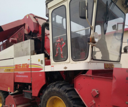 福田雷沃CC03三行玉米收割機(jī)