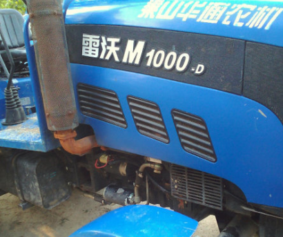 雷沃M1000拖拉機