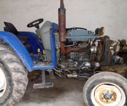 福田歐豹800拖拉機(jī)