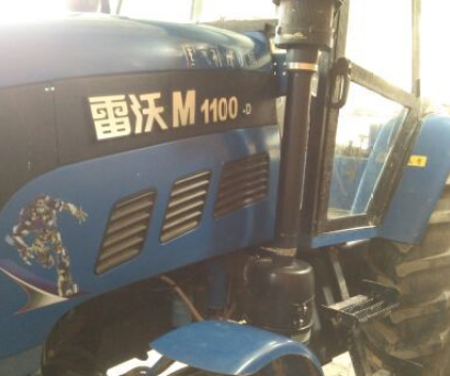 雷沃M1100拖拉機(jī)