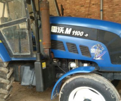 雷沃M1100拖拉機(jī)