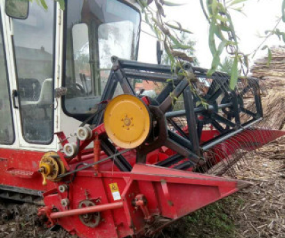 2012雷沃谷神RF40收割機