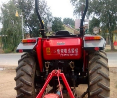 東方紅LX1000拖拉機