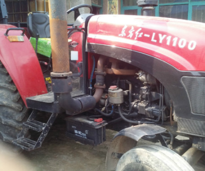東方紅LY1100拖拉機
