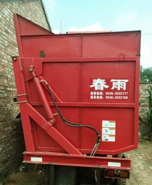 金亿春雨两行玉米收割机