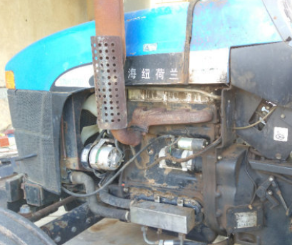 上海紐荷蘭700拖拉機