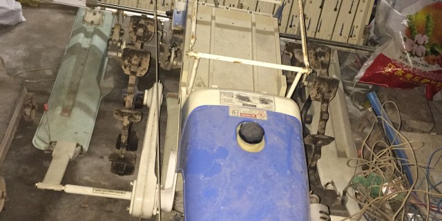 东禾2ZS-4A（PL400A）手扶式水稻插秧机