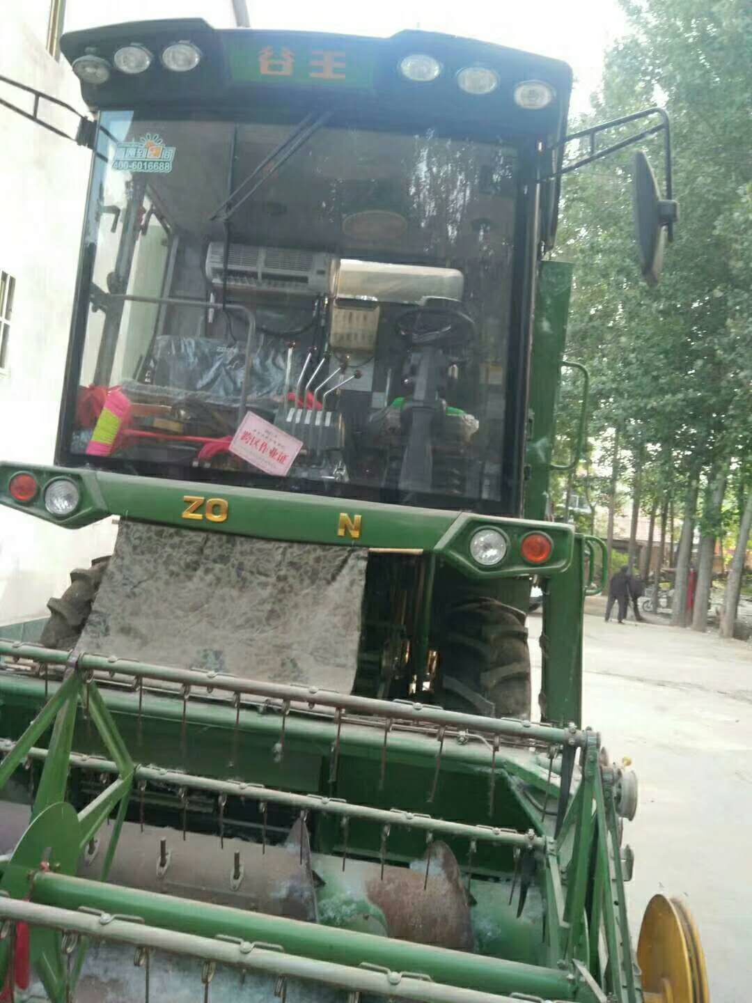 中联谷王TB80小麦收割机