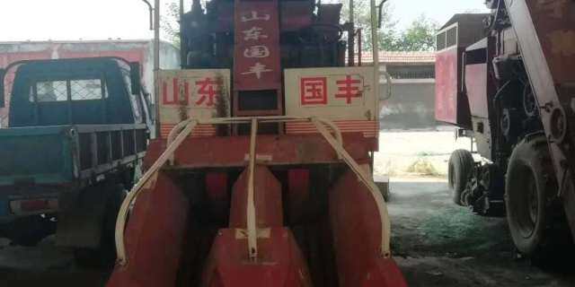 山东宁联4YZP-4自走式玉米收获机