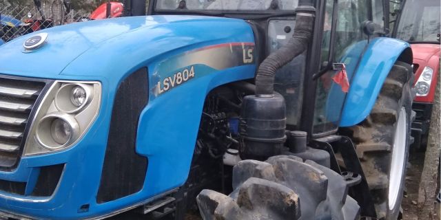 乐星LSV804轮式拖拉机