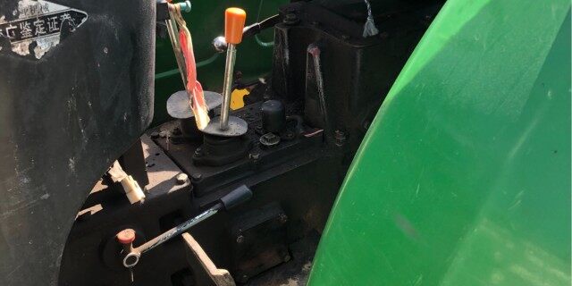 约翰迪尔3B-484拖拉机