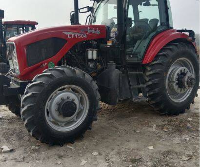 東方紅LF1504動力換擋拖拉機