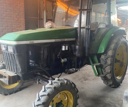 約翰迪爾720拖拉機