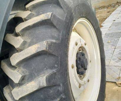雷沃歐豹M1604-D拖拉機