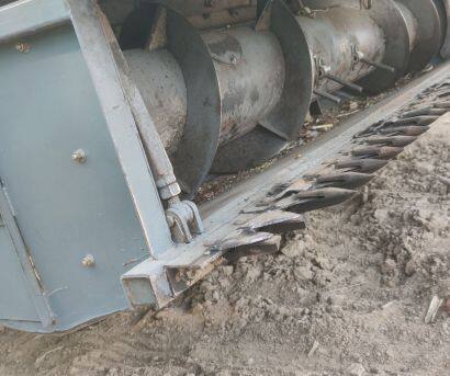 宇田4YZB-4玉米莖穗雙收收割機(jī)