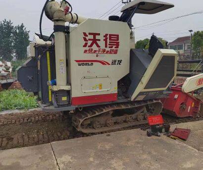 沃得銳龍跨區(qū)版聯(lián)合收割機