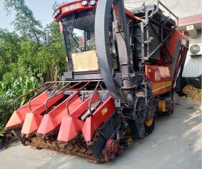 英虎4YZQ-4自走式玉米莖穗雙收收割機