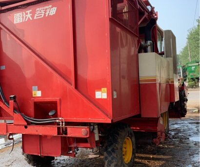 雷沃谷神CC04(4YZ-4Q）莖穗兼收玉米收獲機